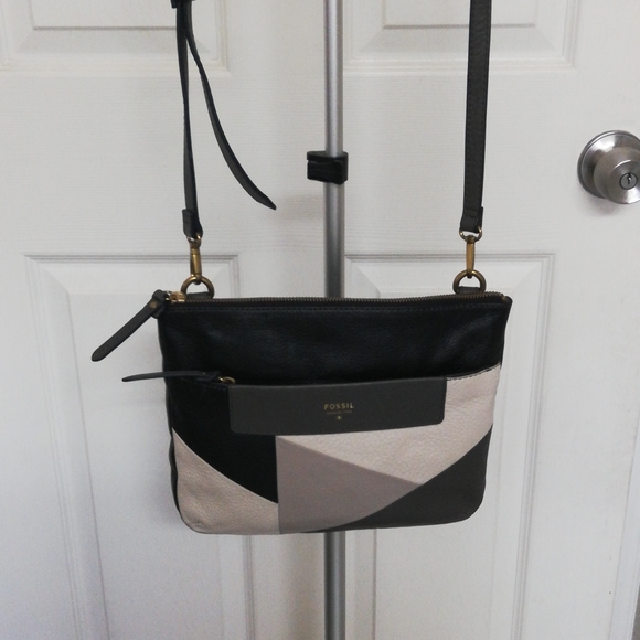 Fossil leather crossbody purse - Picture 2 of 11